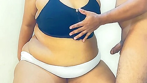 Shaving a massage with tiempo flirtlam in applyrt