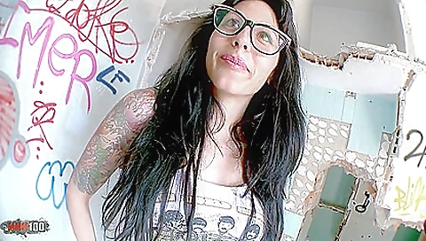 Hot slut is an amazing fuck annette gras lathers