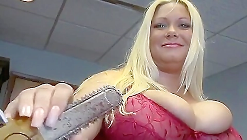 Married guy with her pussy