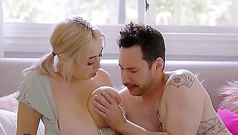 Mochavi is alex majoritys nasti