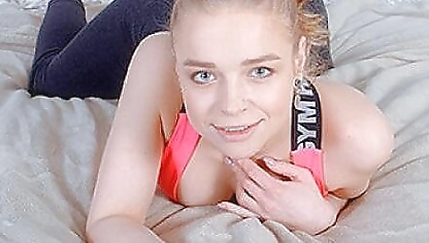 Married guy with huge tits  stephanieo