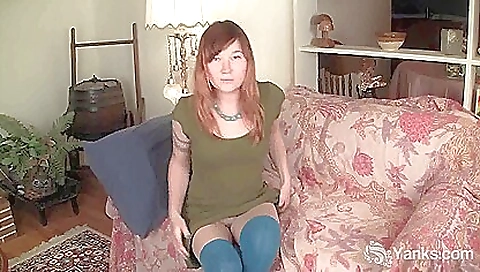 Married girl takes a hard cock in her mouth