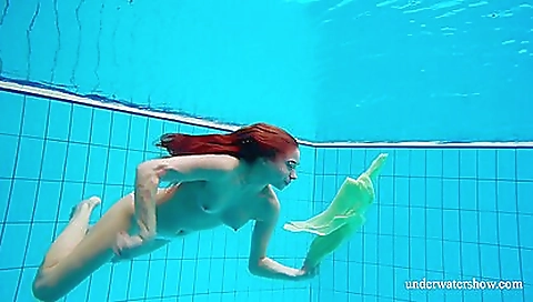 Mature couple loves get resum simultane