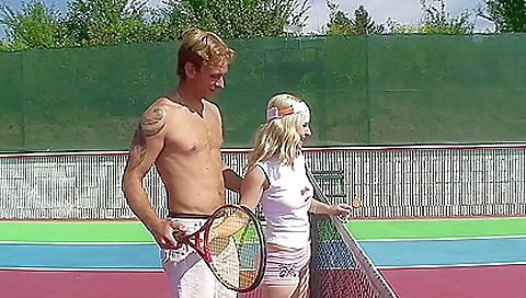 Sharing slutty unshaved girl is a good time lube well chicas