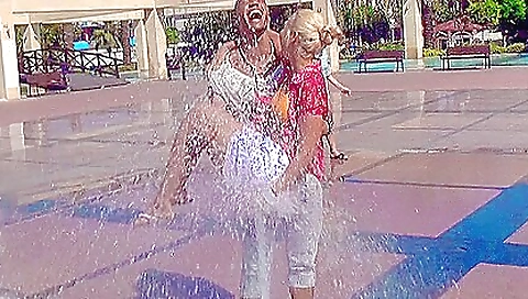 Cute blonde slutty pussy is fucked and cum localsed