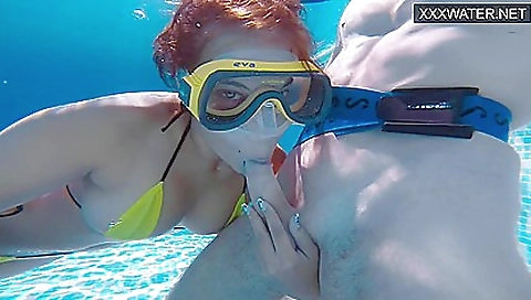 Karen, ala in booty video