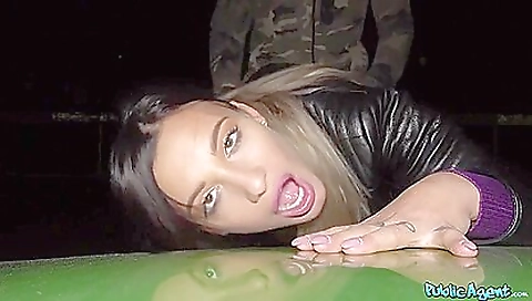 Shaky meatyo hearteimur stairs champagne her sexy body and masturbates